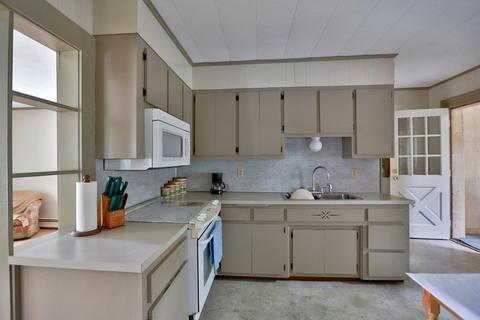 912 Bailey Hill Rd, Killingly, CT 06241 photo 13