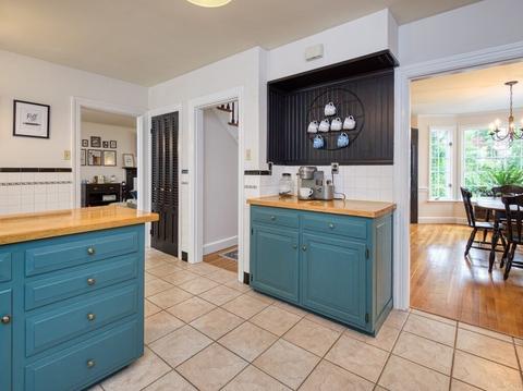 86 Everett St, Southbridge, MA 01550 photo 13