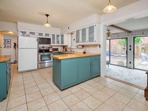 86 Everett St, Southbridge, MA 01550 photo 15