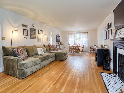 86 Everett St, Southbridge, MA 01550 photo 5