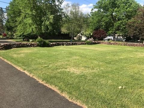 81 White Oak Rd, Springfield, MA 01128 photo 4
