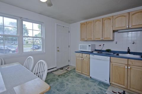 269 Chicopee St #4, Chicopee, MA 01013 photo 4