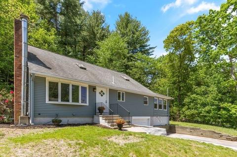 45 Willow Rd, Ayer, MA 01432 photo 2