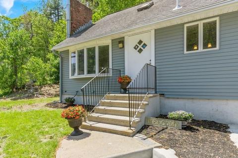 45 Willow Rd, Ayer, MA 01432 photo 4