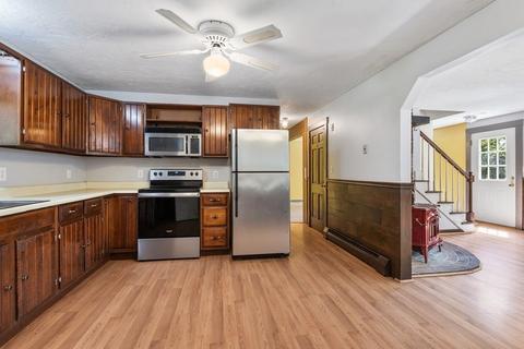24 Maple St, Douglas, MA 01516 photo 7