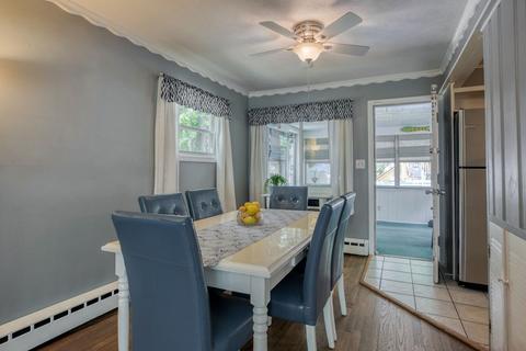 45 Bacon Rd, Springfield, MA 01119 photo 9