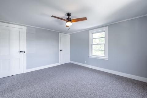 55 E Silver St, Westfield, MA 01085 photo 17