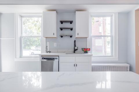 55 E Silver St, Westfield, MA 01085 photo 6