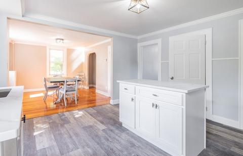 55 E Silver St, Westfield, MA 01085 photo 8