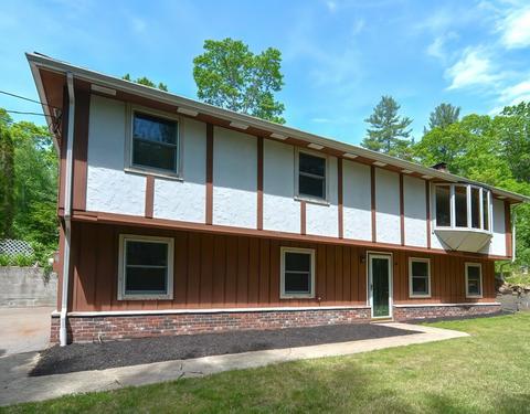 79 Glen Ave, Upton, MA 01568 photo 1