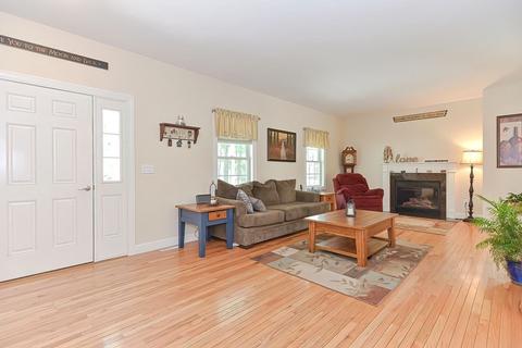 4 Coldbrook Dr, Ware, MA 01082 photo 17