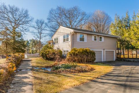 3 Mohawk Dr, Framingham, MA 01701 photo 3
