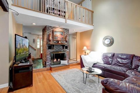 343 Mendon St, Upton, MA 01568 photo 5