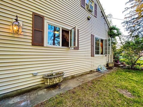 49 Bartels St, Springfield, MA 01128 photo 24