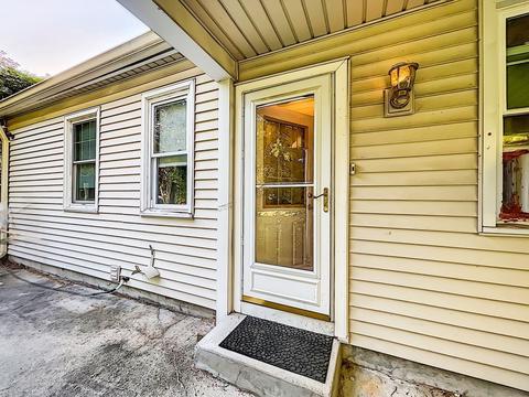 49 Bartels St, Springfield, MA 01128 photo 22