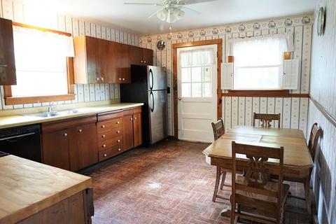 91 Eight Lots Rd, Sutton, MA 01590 photo 8
