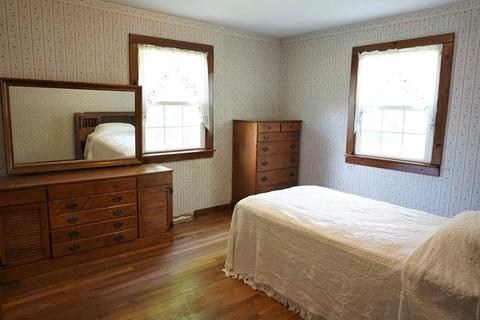 91 Eight Lots Rd, Sutton, MA 01590 photo 12