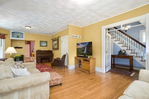27 Hillcrest Rd, Reading, MA 01867 photo 8