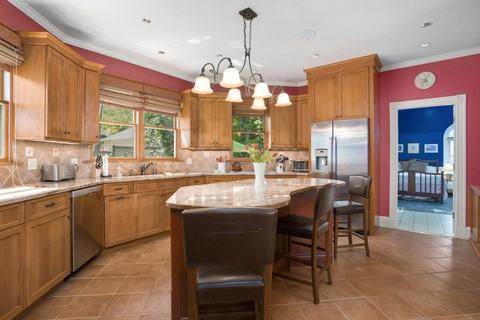 27 Hillcrest Rd, Reading, MA 01867 photo 17