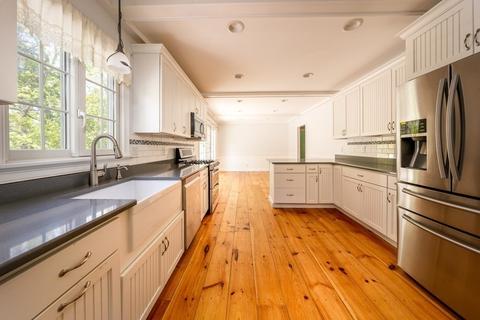 1795 Phinneys Ln, Barnstable, MA 02630 photo 5