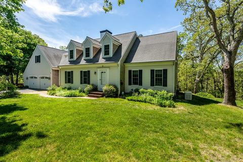 1795 Phinneys Ln, Barnstable, MA 02630 photo 2