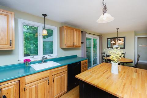 24 Cooper Rd, Mansfield, MA 02048 photo 18