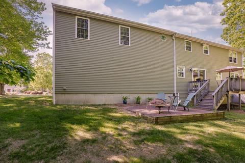 24 Cooper Rd, Mansfield, MA 02048 photo 3