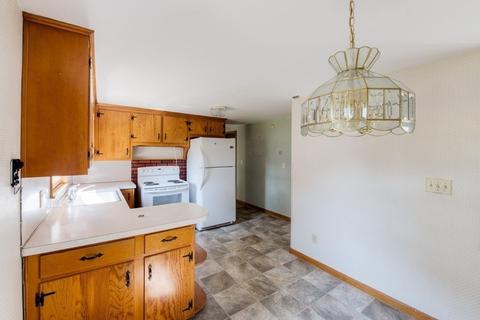 50 Upton St, Springfield, MA 01104 photo 8