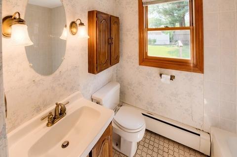 50 Upton St, Springfield, MA 01104 photo 13