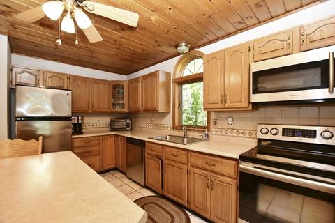 44 Tolend Rd, Dover, NH 03820 photo 8