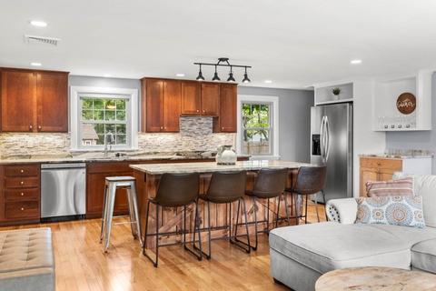 3 Birch St, Danvers, MA 01923 photo 1