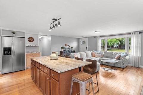 3 Birch St, Danvers, MA 01923 photo 3