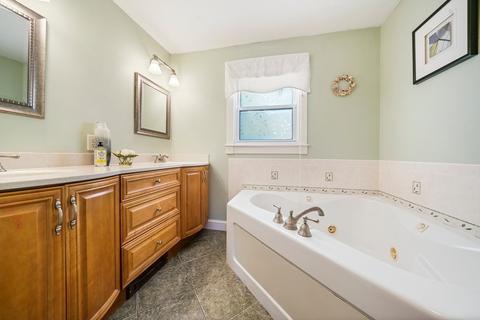 20 Birmingham Rd, Worcester, MA 01606 photo 17