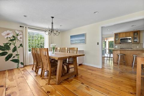 14 Bradley Park Dr, Hingham, MA 02043 photo 6