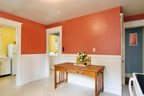 156 Whittum Ave, Springfield, MA 01118 photo 19