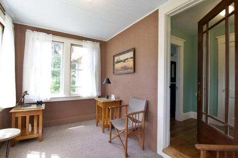 156 Whittum Ave, Springfield, MA 01118 photo 13