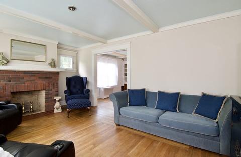 156 Whittum Ave, Springfield, MA 01118 photo 30
