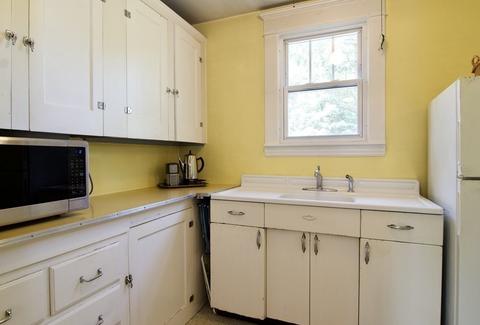 156 Whittum Ave, Springfield, MA 01118 photo 21