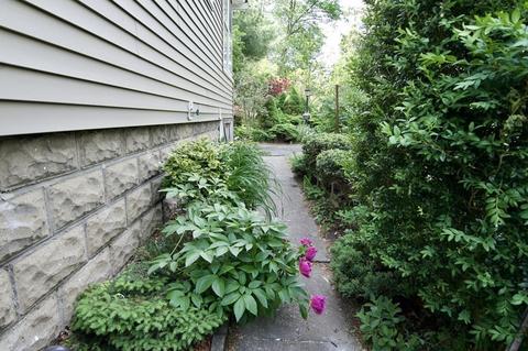 156 Whittum Ave, Springfield, MA 01118 photo 6
