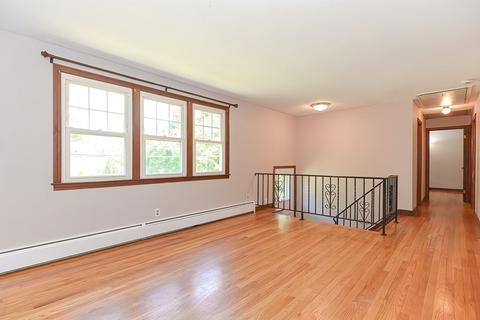 92 Dodge Rd, Sutton, MA 01590 photo 4