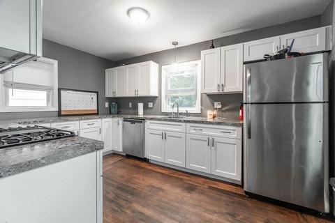 85 Cedar St, Springfield, MA 01105 photo 7