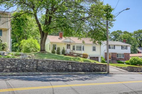 558 Main St, Stoneham, MA 02180 photo 1