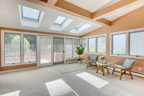 558 Main St, Stoneham, MA 02180 photo 7