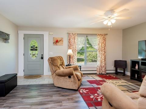 2 Campbell St, Webster, MA 01570 photo 2