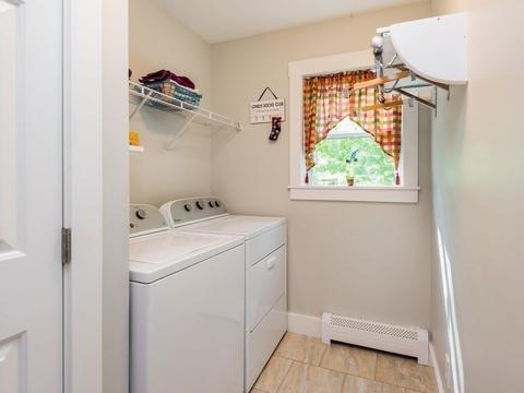 2 Campbell St, Webster, MA 01570 photo 12
