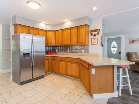 2 Campbell St, Webster, MA 01570 photo 10