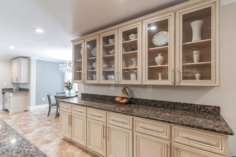 564 Central Ave, Needham, MA 02494 photo 6