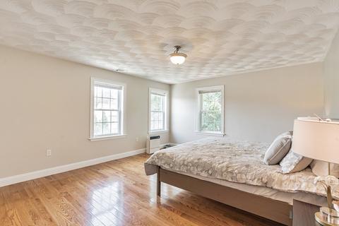 564 Central Ave, Needham, MA 02494 photo 22