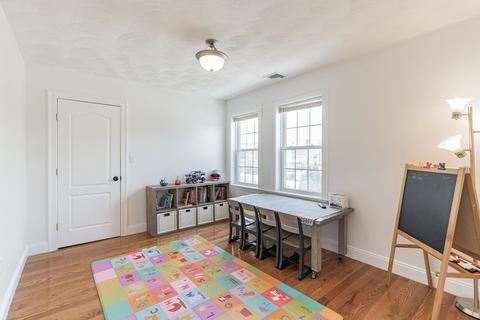 564 Central Ave, Needham, MA 02494 photo 23