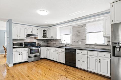 277 Charge Pond Rd, Wareham, MA 02571 photo 11